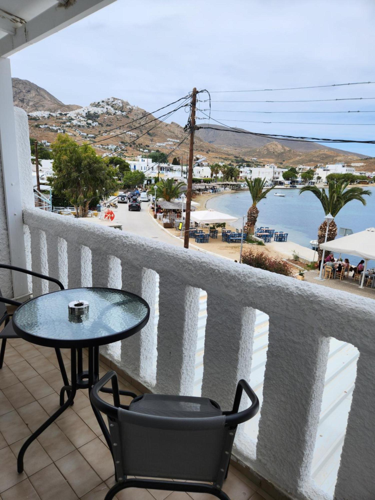 Livadi  Eleios Hotel Serifos מראה חיצוני תמונה