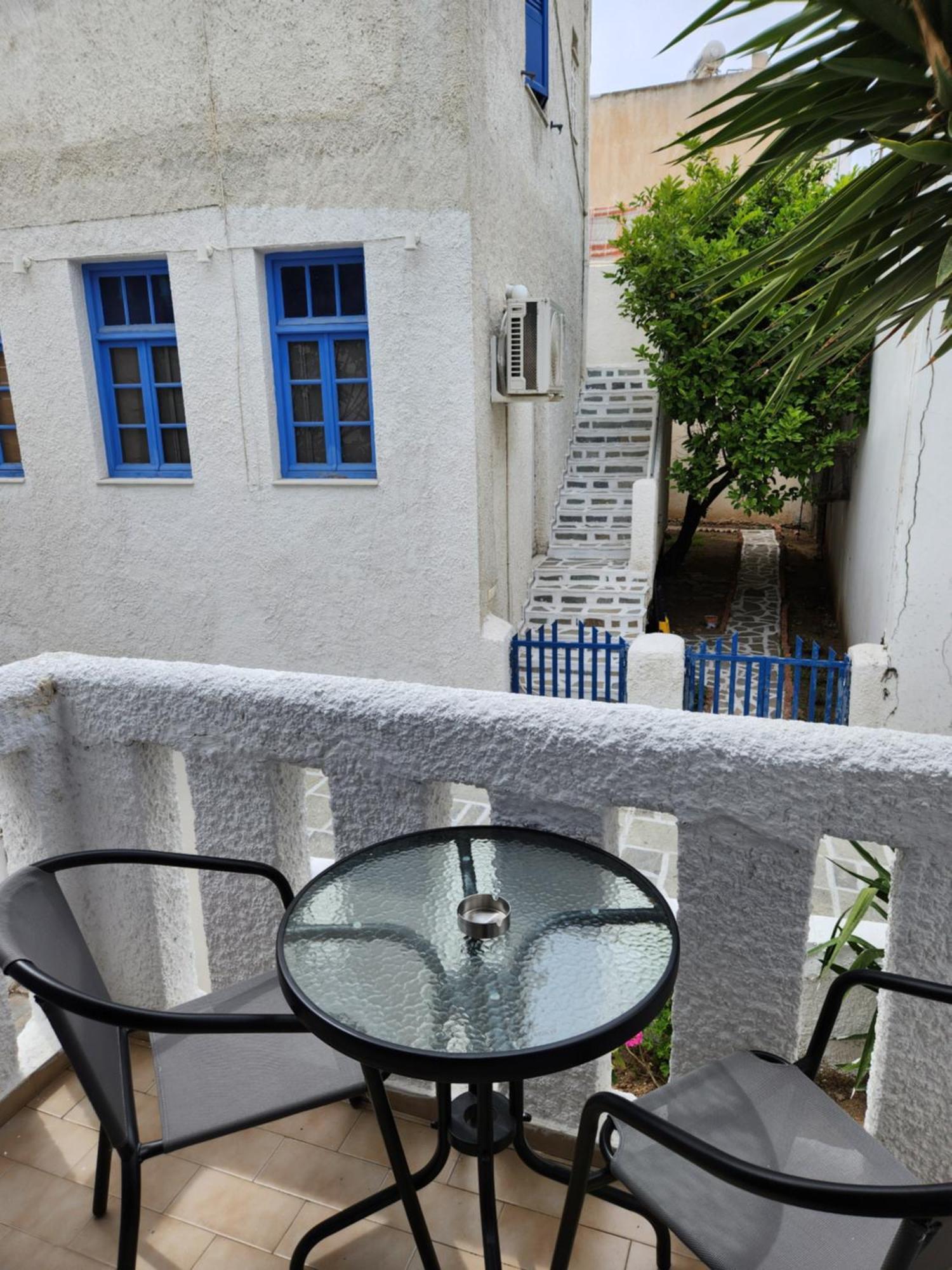 Livadi  Eleios Hotel Serifos מראה חיצוני תמונה
