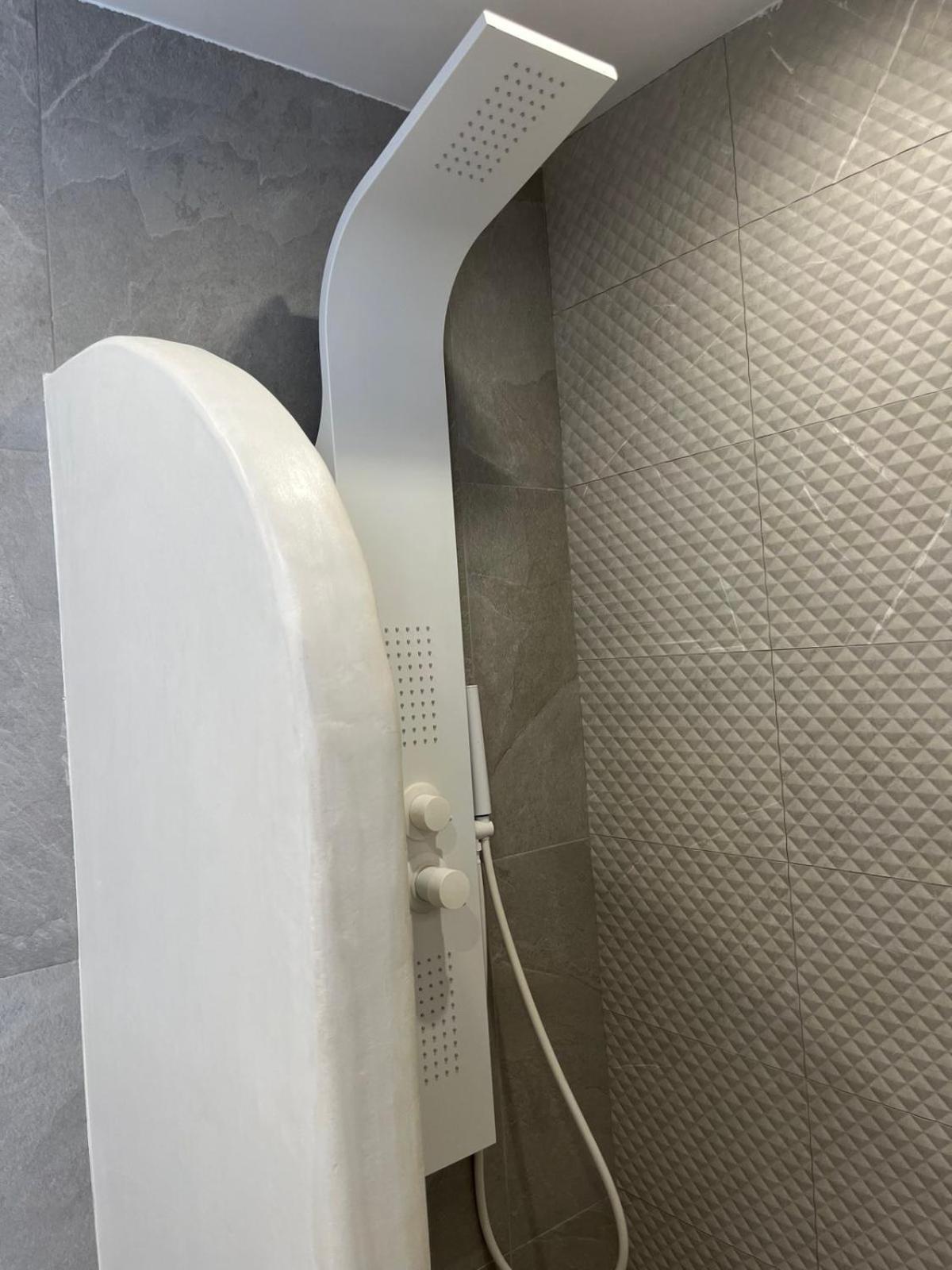 Livadi  Eleios Hotel Serifos מראה חיצוני תמונה